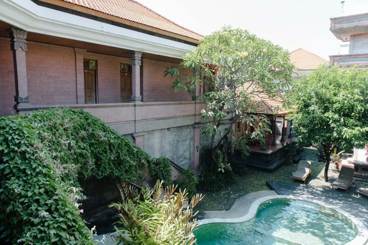 Si Doi Kuta Hotel Kuta  Luaran gambar