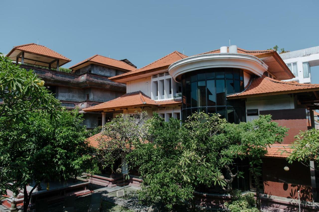 Si Doi Kuta Hotel Kuta  Luaran gambar
