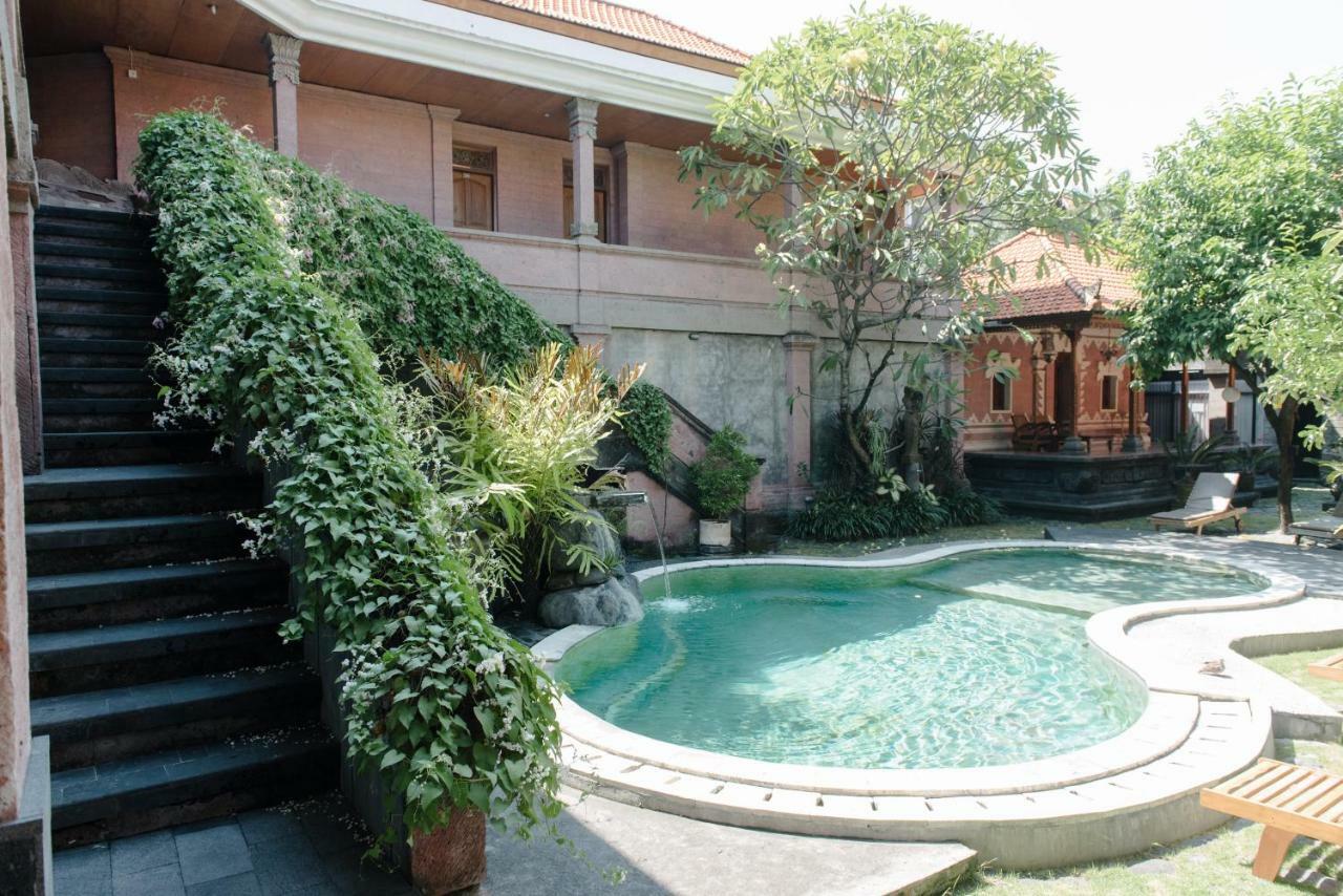 Si Doi Kuta Hotel Kuta  Luaran gambar